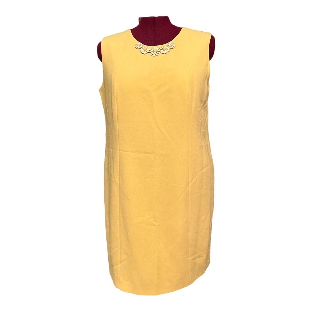 Tahari by Arthur S. Levine Daisy Chain Sheath Dress